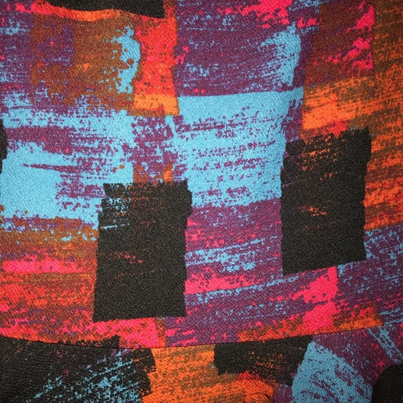 Lularoe Nicole - Picture 2 of 2